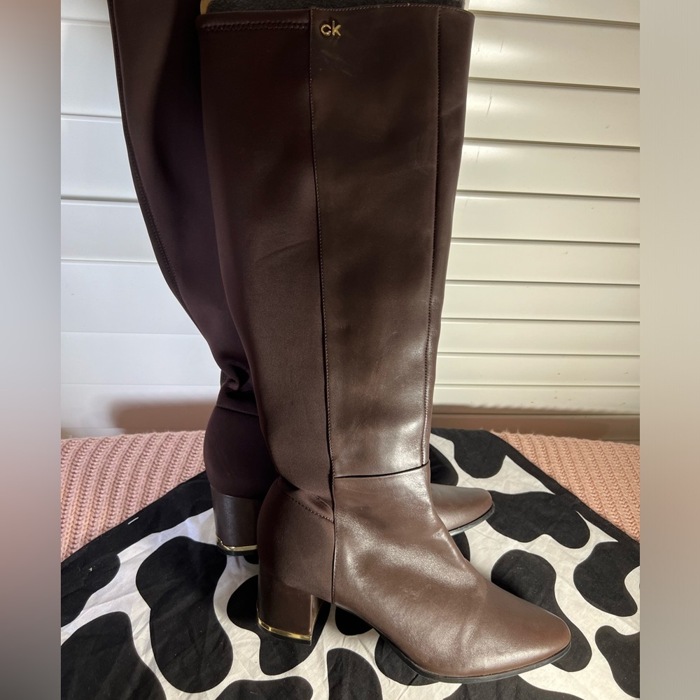 B05 - Calvin Klein Freeda Leather Tall Boots - Brown